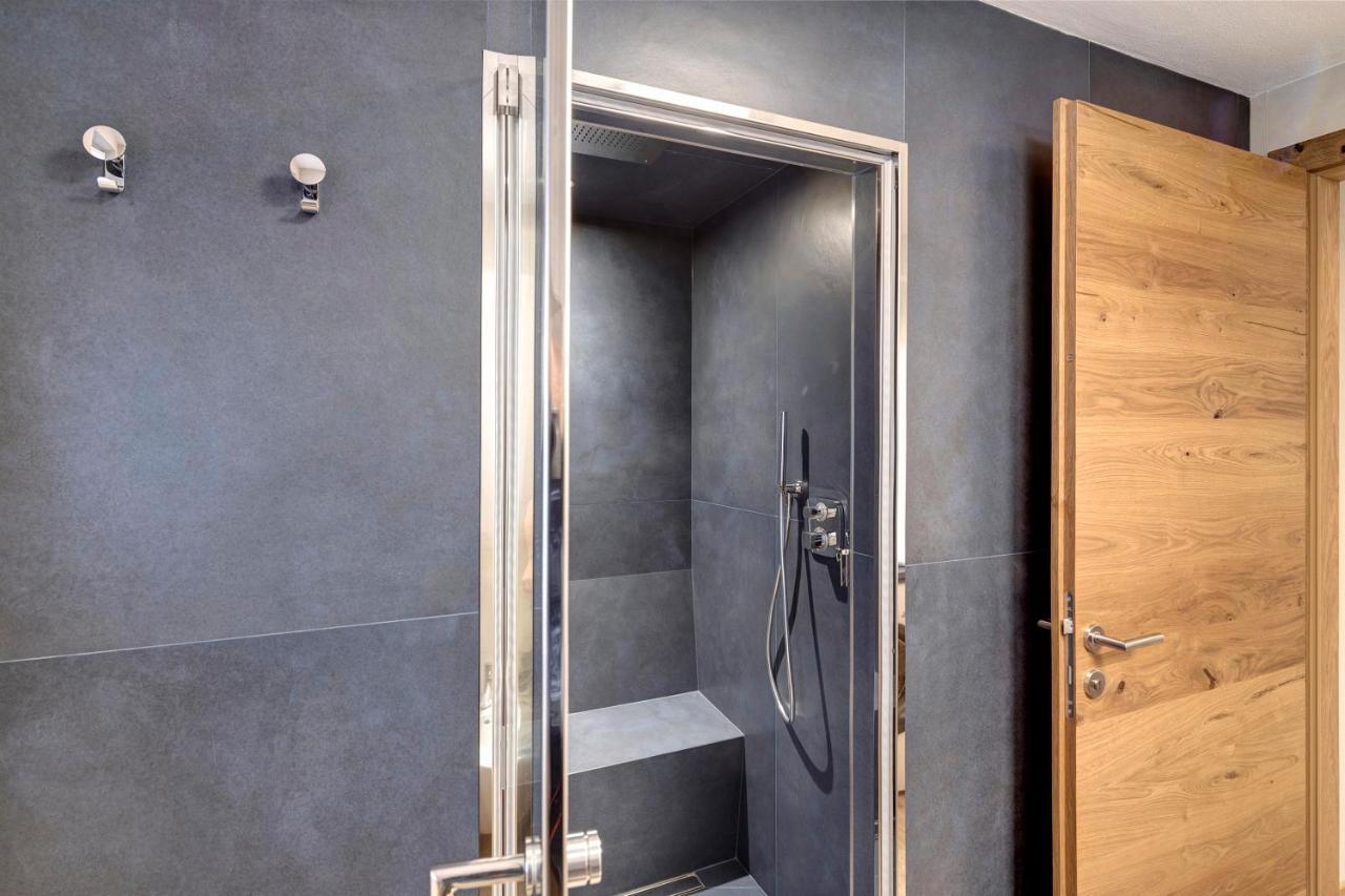 Snow Mountain Planet Suite House Livigno Exterior photo