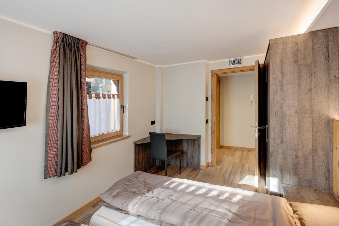 Snow Mountain Planet Suite House Livigno Exterior photo